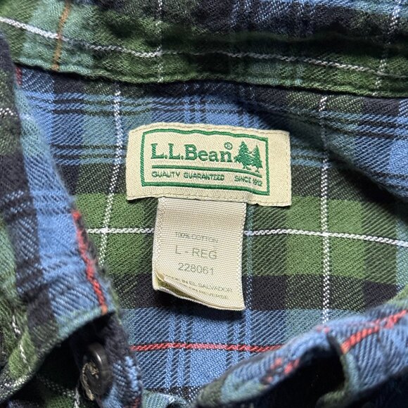L.L. Bean Men's Scotch Plaid Flannel Shirt - Navy/Green/Red - Picture 3 of 5